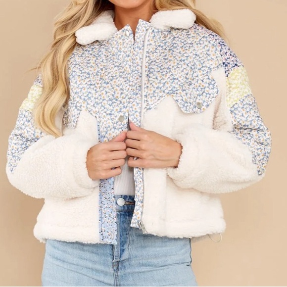 BlankNYC women’s flower patch Sherpa fleece jacket x-small new with tags - Picture 1 of 13